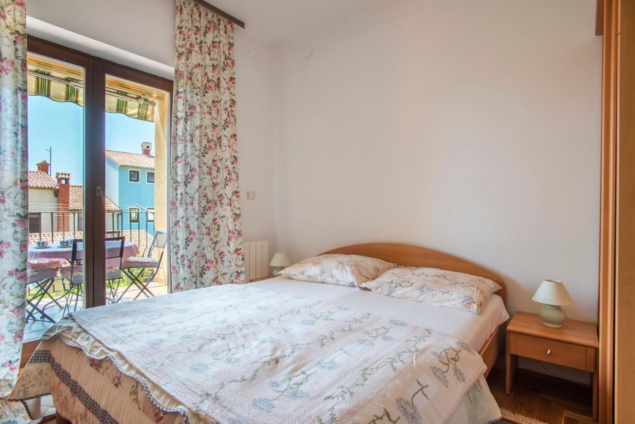 Apartment Sandra พูลา ภายนอก รูปภาพ